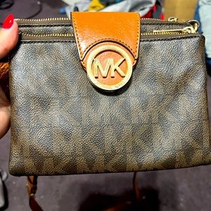 Michael Kors Crossbody